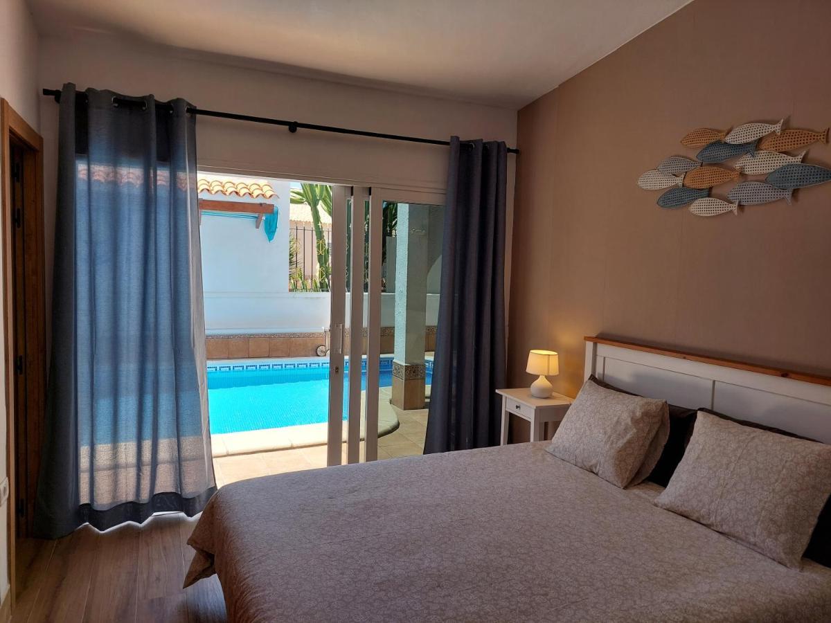 Beautiful Holiday Villa With Heated Private Pool, Los Cristianos Los Cristianos  Extérieur photo