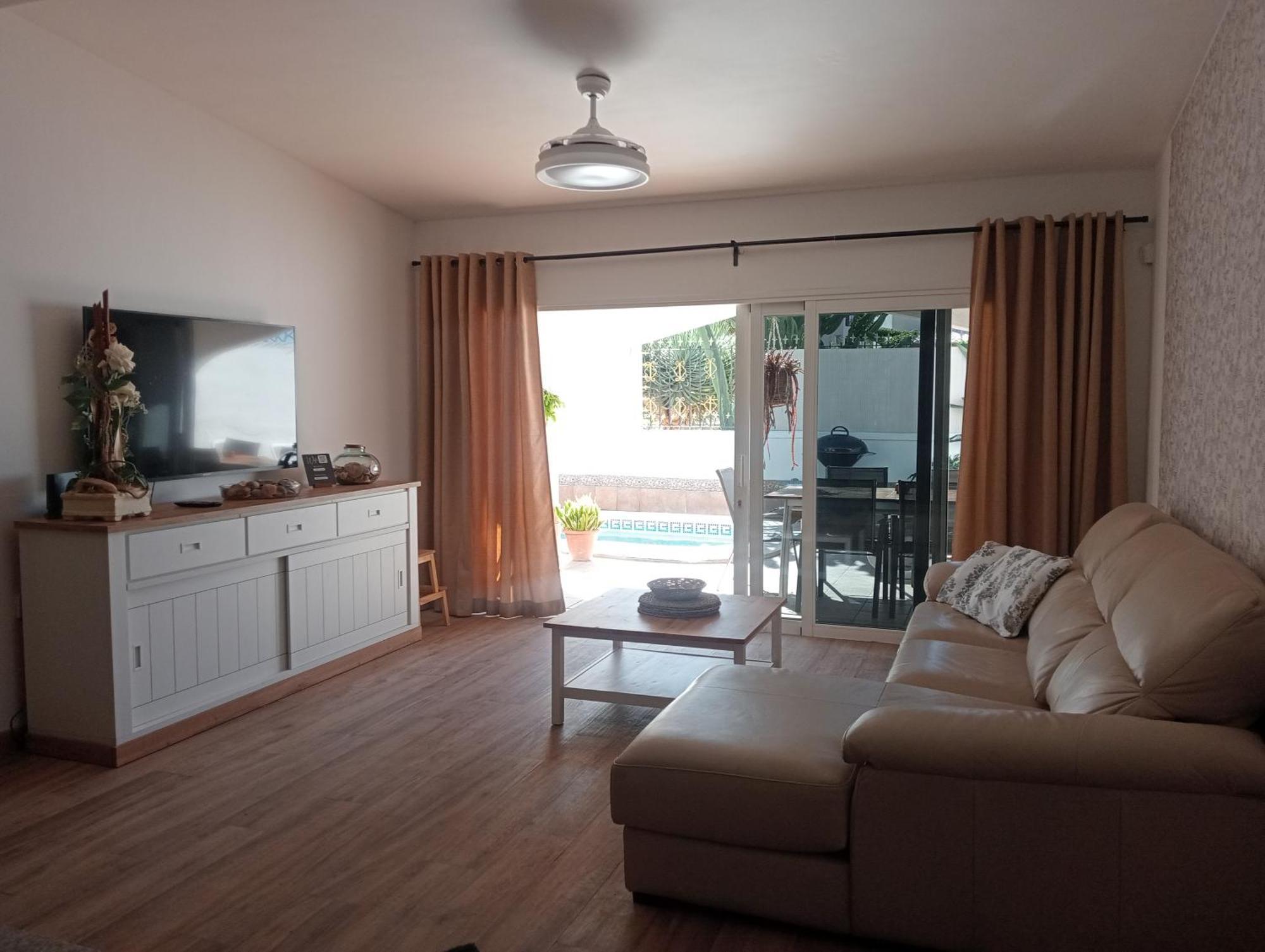 Beautiful Holiday Villa With Heated Private Pool, Los Cristianos Los Cristianos  Extérieur photo